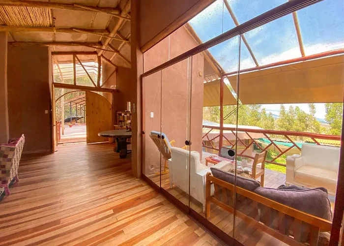 Lodge Pachananda Retreat Center