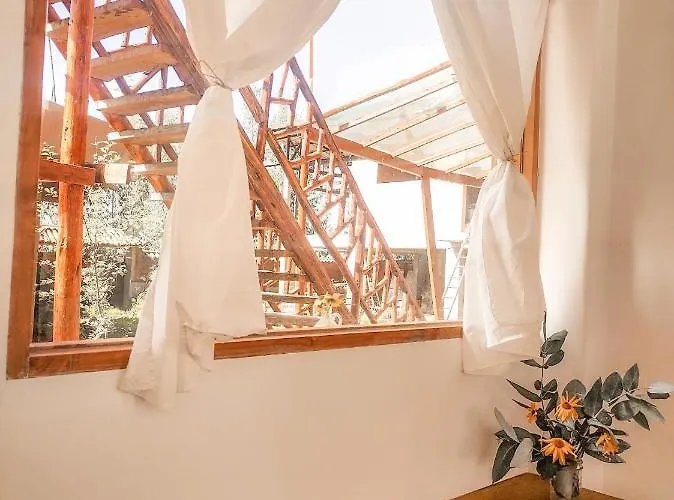 Pachananda Retreat Center Lodge *