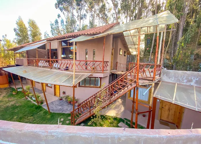 Lodge Pachananda Retreat Center