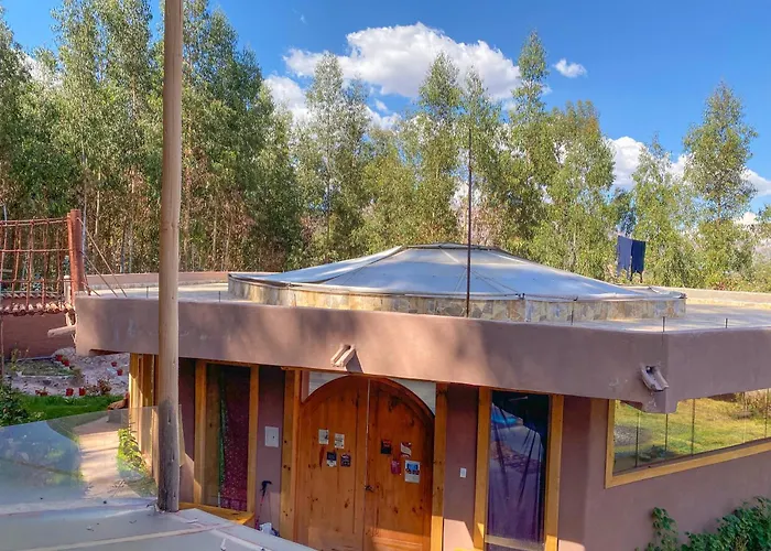 Pachananda Retreat Center Lodge *