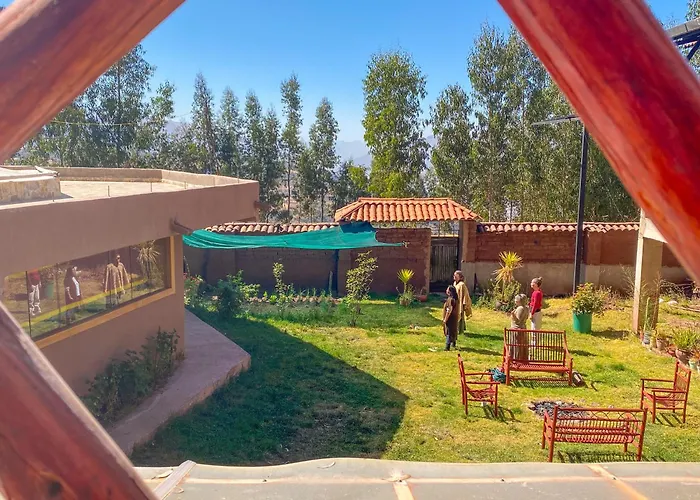 Pachananda Retreat Center Lodge *